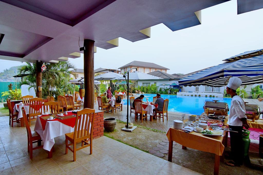 Triumph Hotel Мандалай Экстерьер фото