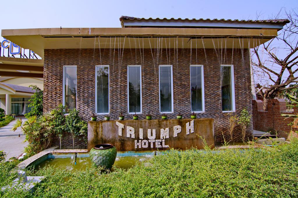 Triumph Hotel Мандалай Экстерьер фото